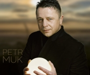 Petr Muk vs. 2020: rok mnoha sladkých a jednoho hořkého výročí.