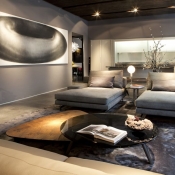 Showroom Stopka s italským designem Minotti, Armani Casa a dalších značek.
