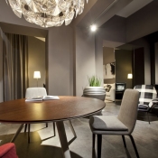 Showroom Stopka s italským designem Minotti, Armani Casa a dalších značek.