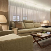 Showroom Stopka s italským designem Minotti, Armani Casa a dalších značek.