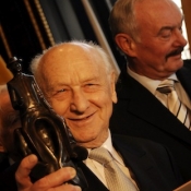 Cenu Franze Kafky obdržel Arnošt Lustig v roce 2008